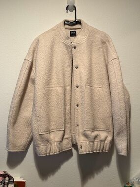 ZARA Cream Button-Up Fleece Bomber Jacket - Women’s Sweater